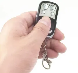 pilot-samokopiujacy-rf-do-zdalnego-sterowania-4-przyciska