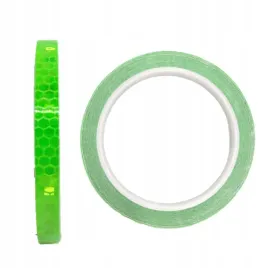 tasma-odblaskowa-samoprzylepna-zielona-konturowa-1cm-8m-rolka-na-rower-auto
