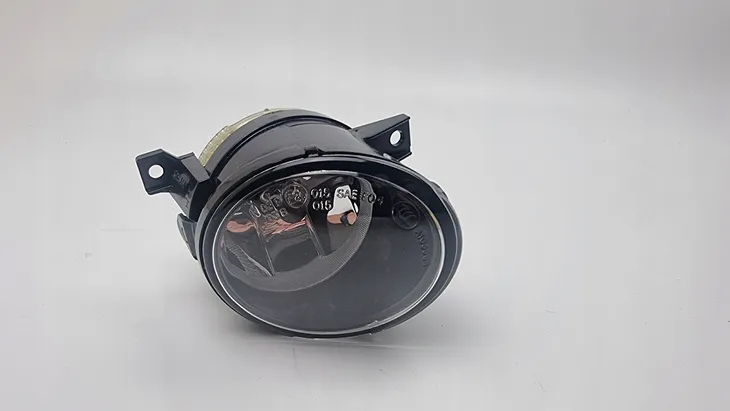 reflektor-pmg-p-hb4-vw-up-121-122-bl1-bl2-e-up-13-hella-1n0-271-29-numery-katalogowe-zamiennikow-dpa-89410225302-hella-1n0-271-295-421