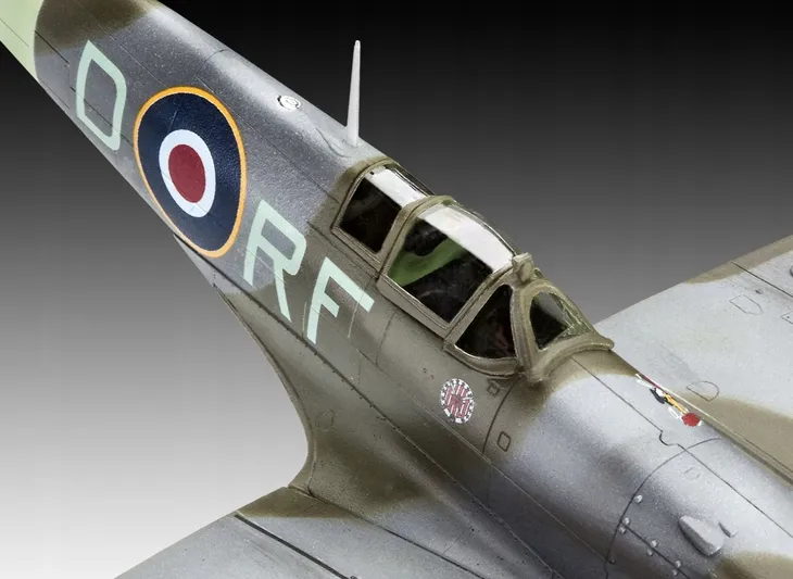 samolot-spitfire-mk-vb-stan-nowy