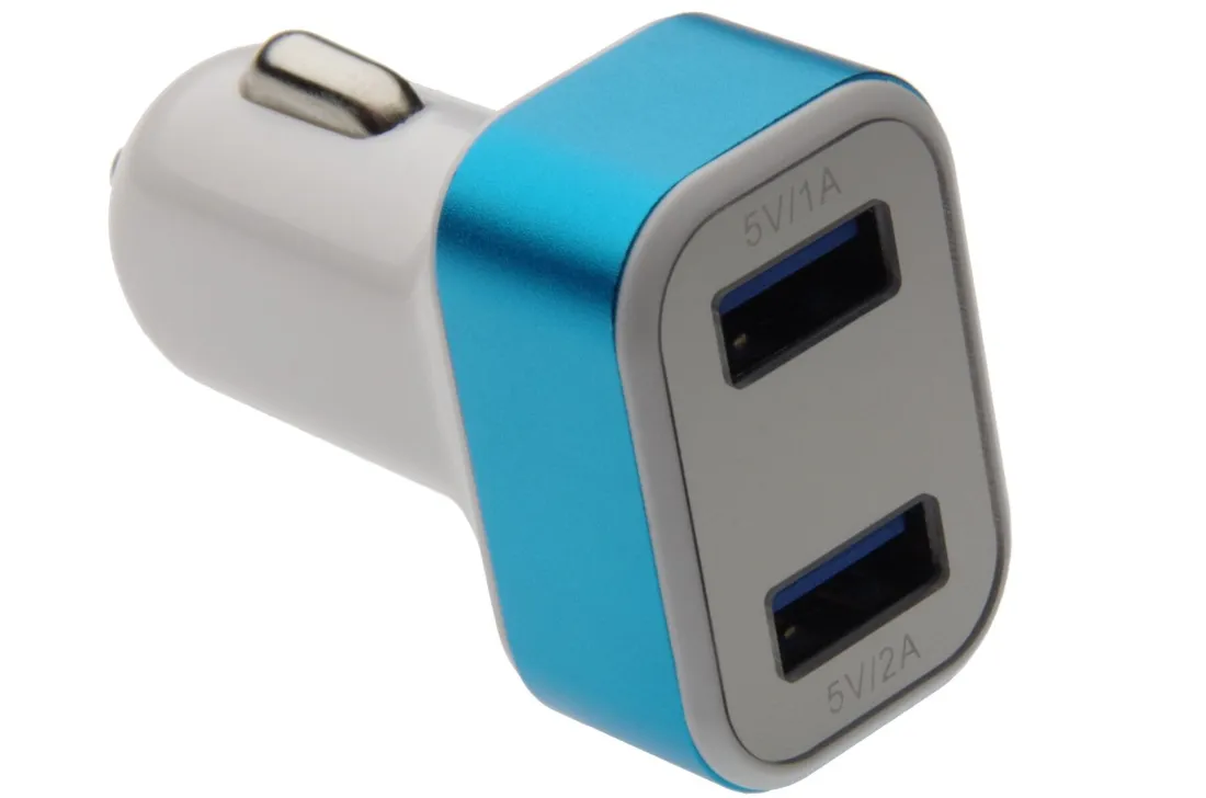 ladowarka-2x-usb-3a-samochodowa-woltomierz