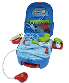 zestaw-lekarski-w-praktycznym-plecaku