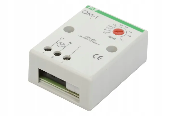 ogranicznik-poboru-mocy-om-1-waga-z-opakowaniem-0-2-kg