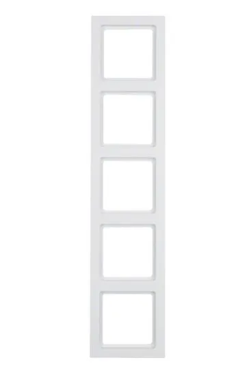 berker-q3-bialy-ramka-5-liczba-gniazdek-wiecej-niz-3