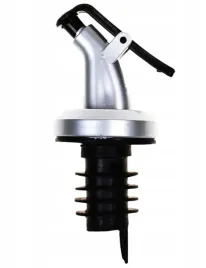 korek-do-butelki-oliwa-alkoholem-nalewak-dozownik