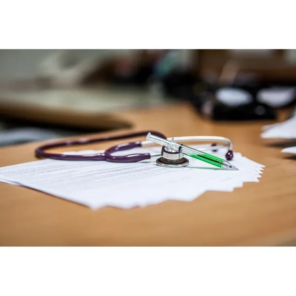 dlugopis-strzykawka-or-christine-marka-bez-marki-stan-nowy