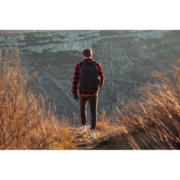 bobby-explore-plecak-chroniacy-przed-kieszonkowcami-kod-producenta-ax-p705-911