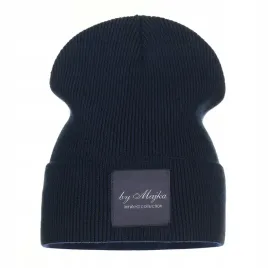 czapka-damska-beanie-zimowa-granatowa-majka