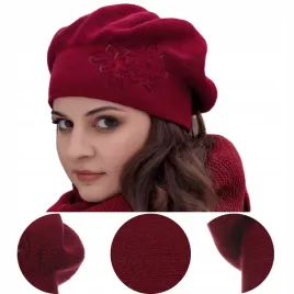beret-damski-klasyczny-zimowy-produkt-polski-majka-elegancki-czerwony