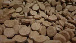 tropical-breeder-line-colour-przylepny-pokarm-50g