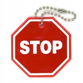 zawieszka-odblaskowa-stop-brelok-odblaskowy-odblask-dla-dzieci