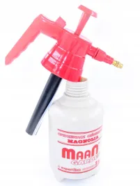 zraszacz-opryskiwacz-cisnieniowy-15-l-magnolia