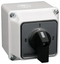 przelacznik-wyboru-z-obudowa-32a-0-1-2-tkb-329-3t-tracon