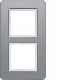 berker-q7-aluminium-ramka-2