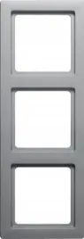 berker-q1-aluminium-ramka-3