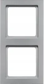 berker-q3-aluminium-ramka-2