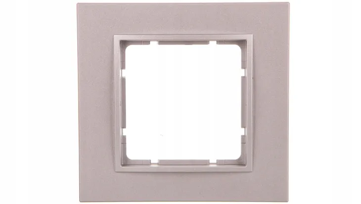 berker-b7-aluminium-ramka-1-stan-nowy