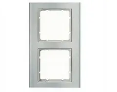 berker-b3-alu-bialy-ramka-2