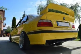 bmw-3-e36-coupe-sedan-gt-class-2-spoiler-nowosc