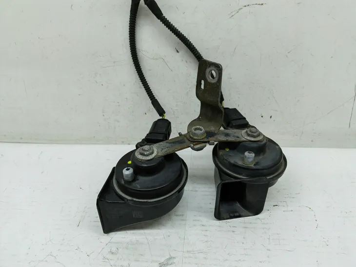 klakson-vw-polo-10-producent-czesci-skoda-oe