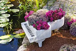 donica-ogrodowa-fortepian-zywica