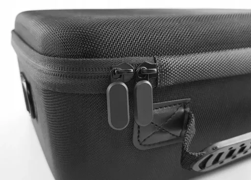 walizka-torba-etui-pokrowiec-nintendo-switch-oled