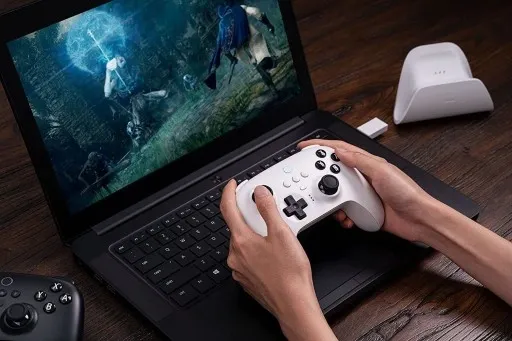 8bitdo-ultimate-white-pad-dock-bt-hall-switch-pc-stan-nowy