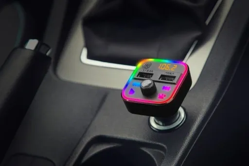 transmiter-fm-bluetooth-mp3-sd-ladowarka-2xusb