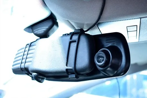 wideorejestrator-lusterko-wsteczne-microsd-gratis