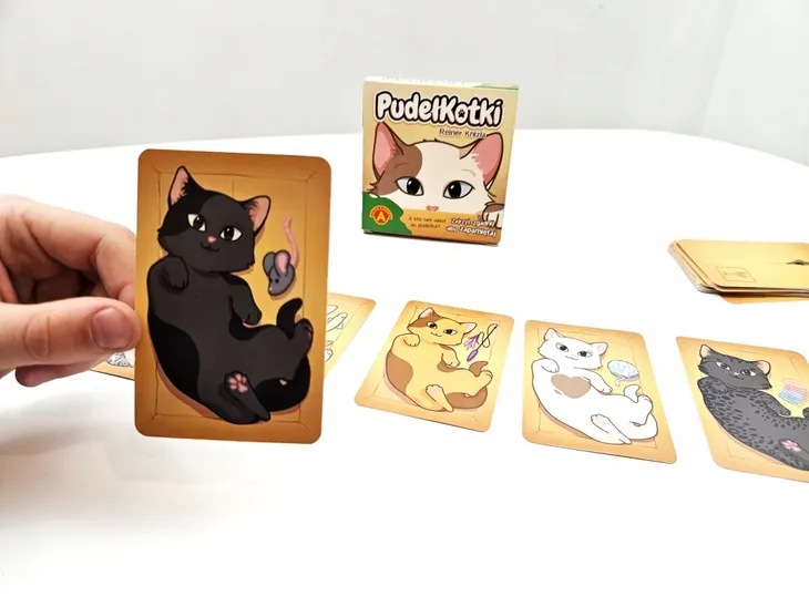 pudelkotki-alex-karty-waga-z-opakowaniem-0-3-kg