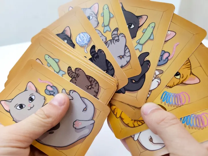 pudelkotki-alex-karty-czas-rozgrywki-do-30-minut