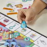 gra-planszowa-monopoly-junior-hasbro-glebokosc-produktu-4-4-cm