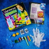maly-geniusz-laboratorium-ciemnosci-certyfikaty-opinie-atesty-ce
