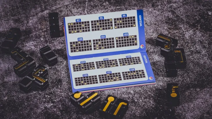 smart-games-iq-circuit-pl-iuvi-games-wiek-gracza-8-11-lat-12-14-lat-15-18-lat