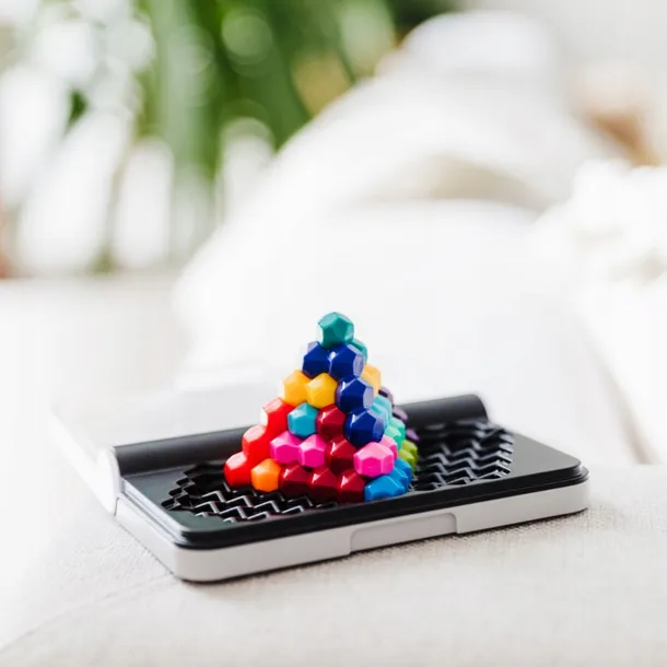 smart-games-iq-six-pro-eng-iuvi-games-waga-z-opakowaniem-1-kg