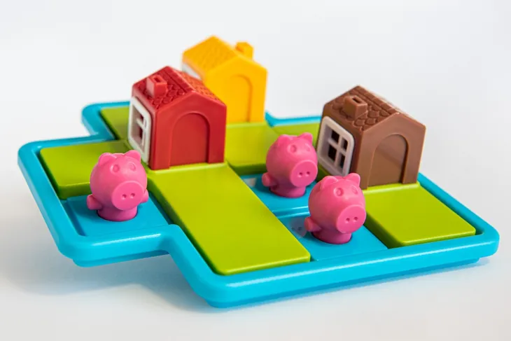 three-little-piggies-deluxe-smart-games-czas-rozgrywki-do-15-minut
