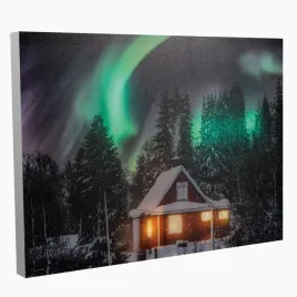 obraz-58x38-cm-zimowy-domek-na-tle-zorzy-polarnej-led-2xaa