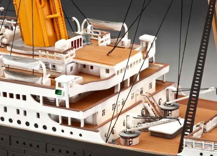 r-m-s-titanic-100th-anniversary-edition-waga-z-opakowaniem-0-15-kg