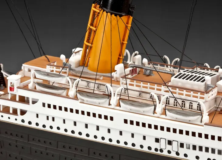 r-m-s-titanic-100th-anniversary-edition-stan-nowy-kod-producenta-4009803057156