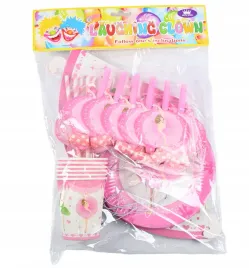 rozowy-zestaw-urodzinowy-dla-dzieci-talerzyki-kubki-czapki-baletnice