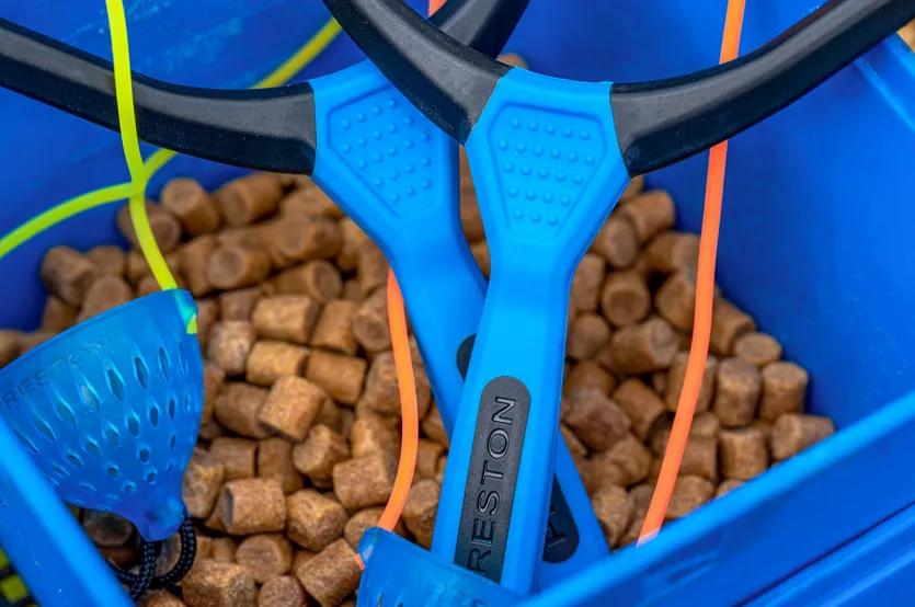 proca-preston-dura-slip-catapult-light-medium