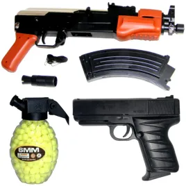 karabin-kalasznikow-ak47-karabiny-pistolet-kulki-i-pistolet