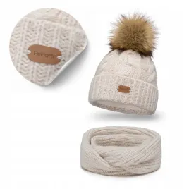 zimowy-komplet-damski-kremowa-czapka-i-zawijany-komin-z-welny-merino