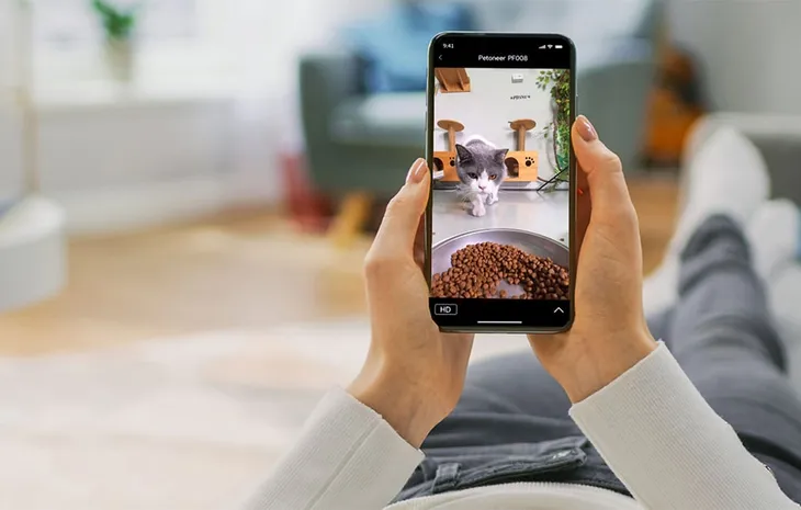 smart-pet-feeder-wth-camera-petoneer-nutrivue-stan-nowy