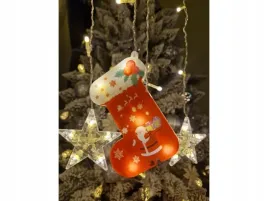 kurtyna-swietlna-led-motywy-gwiazdki-na-okno-figurki-swiateczne-3m