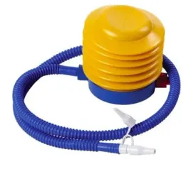 pompa-nozna-dwufunkcyjna-do-dmuchania-materacow