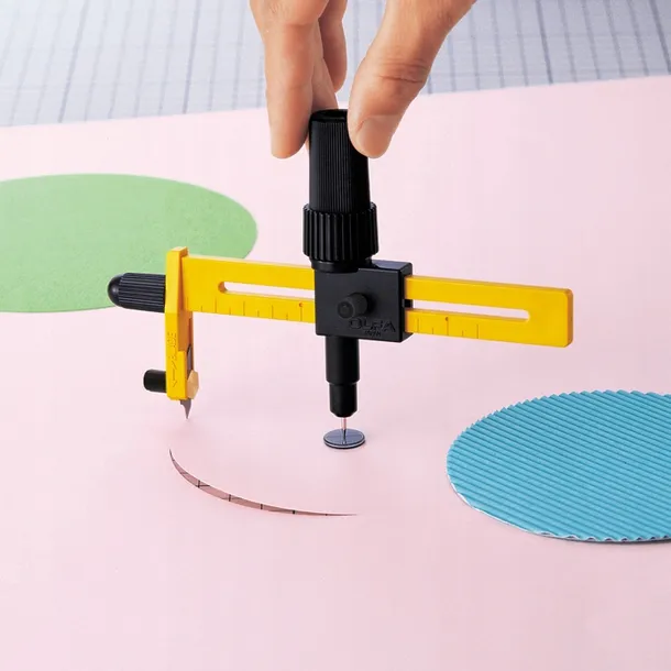 noz-cyrkiel-olfa-cmp-1-dx-stan-opakowania-oryginalne