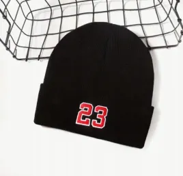 czapka-zimowa-beanie-michael-jordan-koszykowka-23-prezent-streetwear