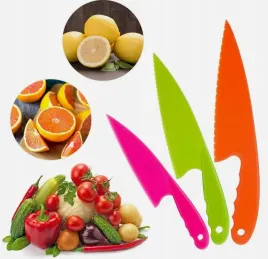 zestaw-3-nozy-plastikowych-kolorowych-dla-dzieci-akcesoria-kuchenne