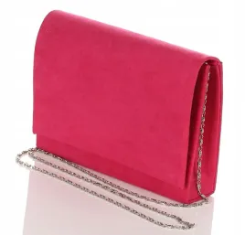 efektowna-kopertowka-na-lancuszku-zamsz-fuksja